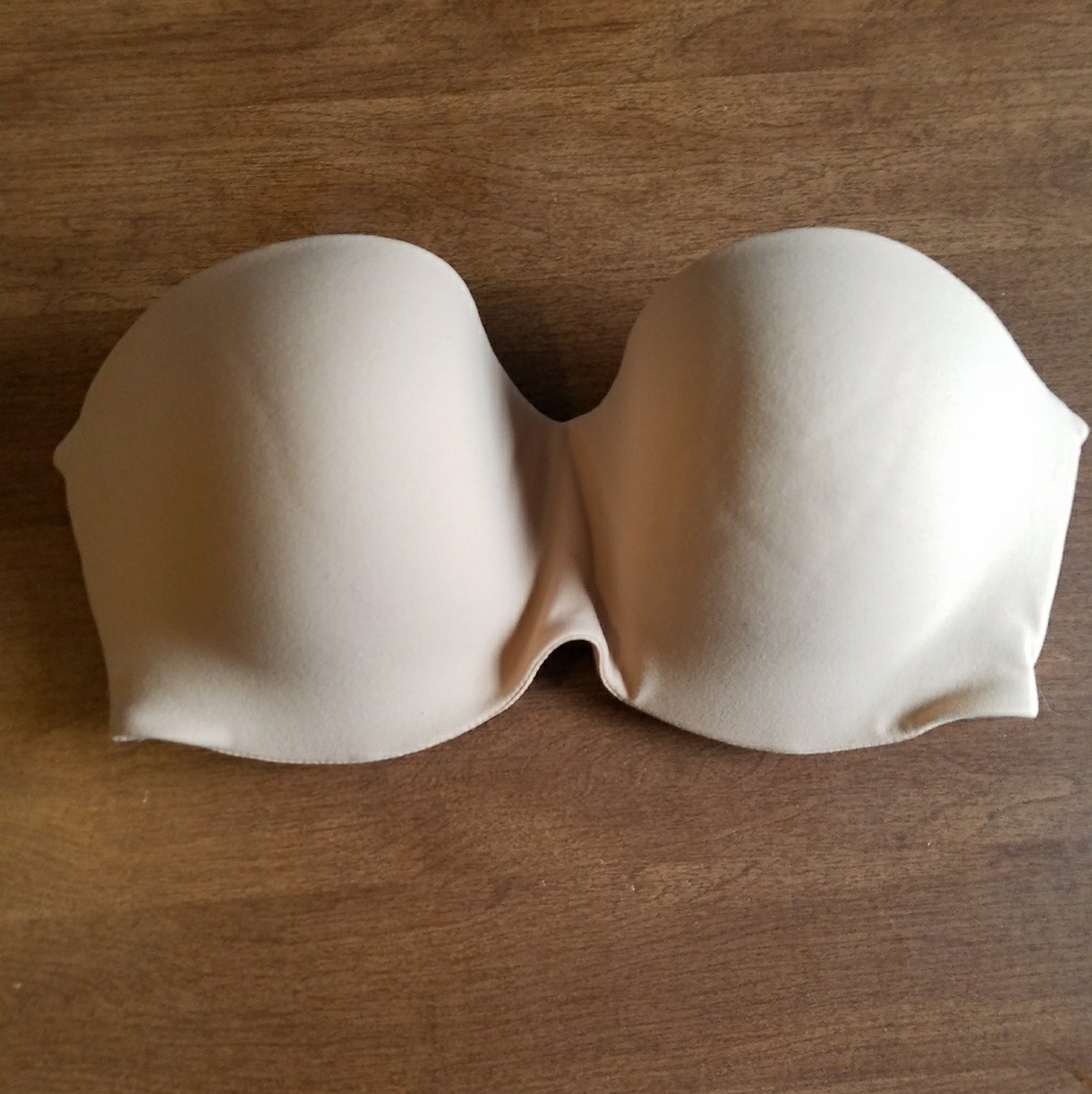 🚫SOLD 🚫SOLD Victoria Secret 34DD strapless